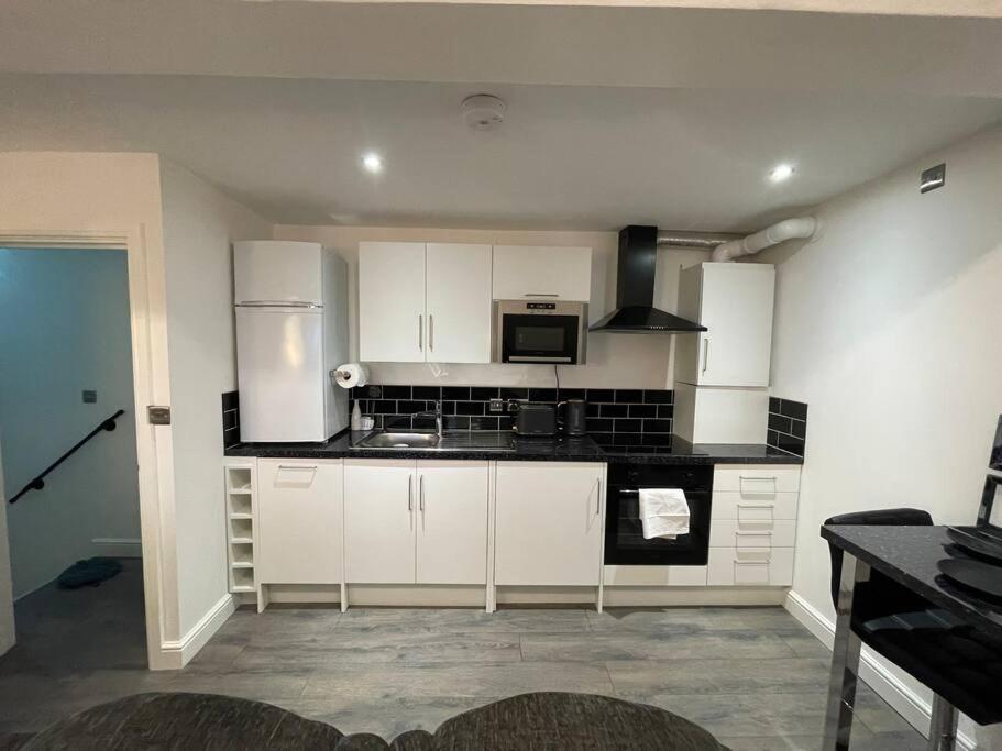 Cosy Brand New Spacious 1 Bed Luxury Apartment Birmingham Exterior photo